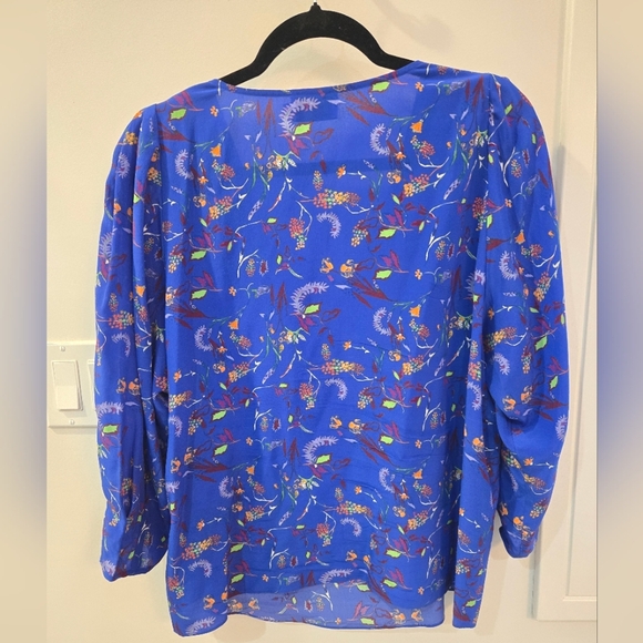 Floral Blue Women's Top - Picture 3 of 4